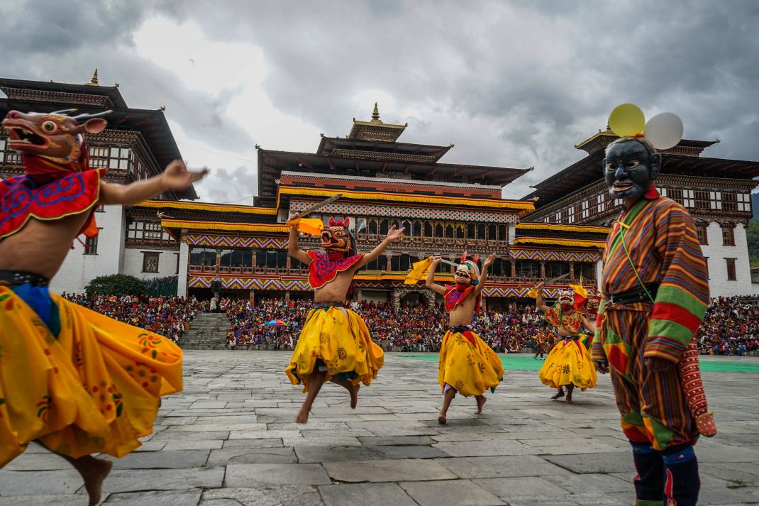 Festival dance